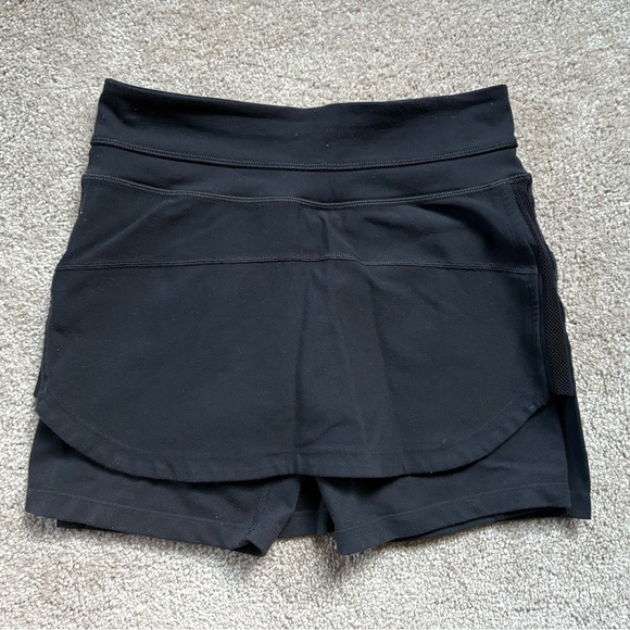 Lululemon Athletica Black Tennis/Golf shorts/ skirt/ skort Size 4 - Picture 2 of 9